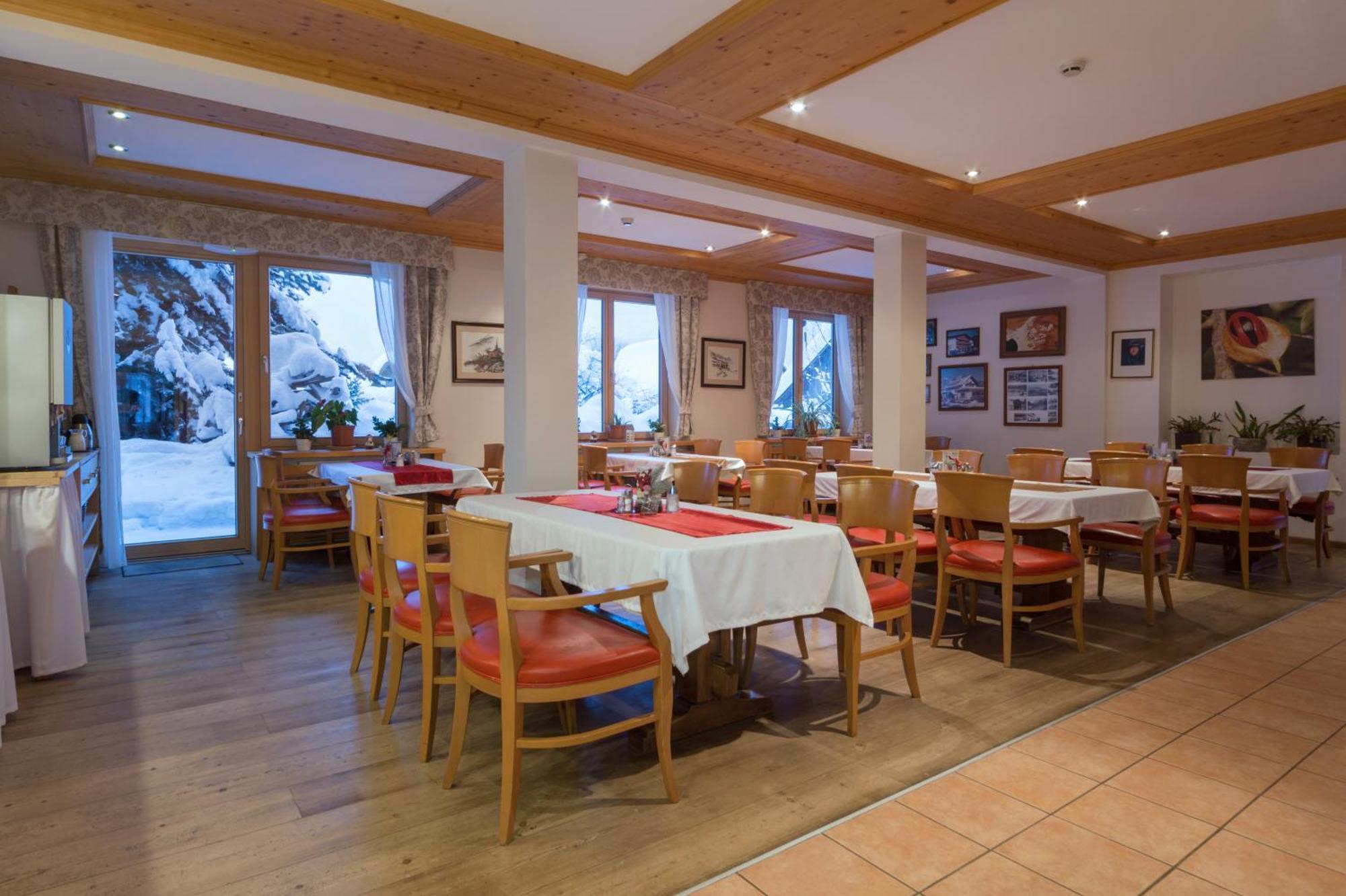 Hotel Aquamarin Bad Mitterndorf Exterior photo